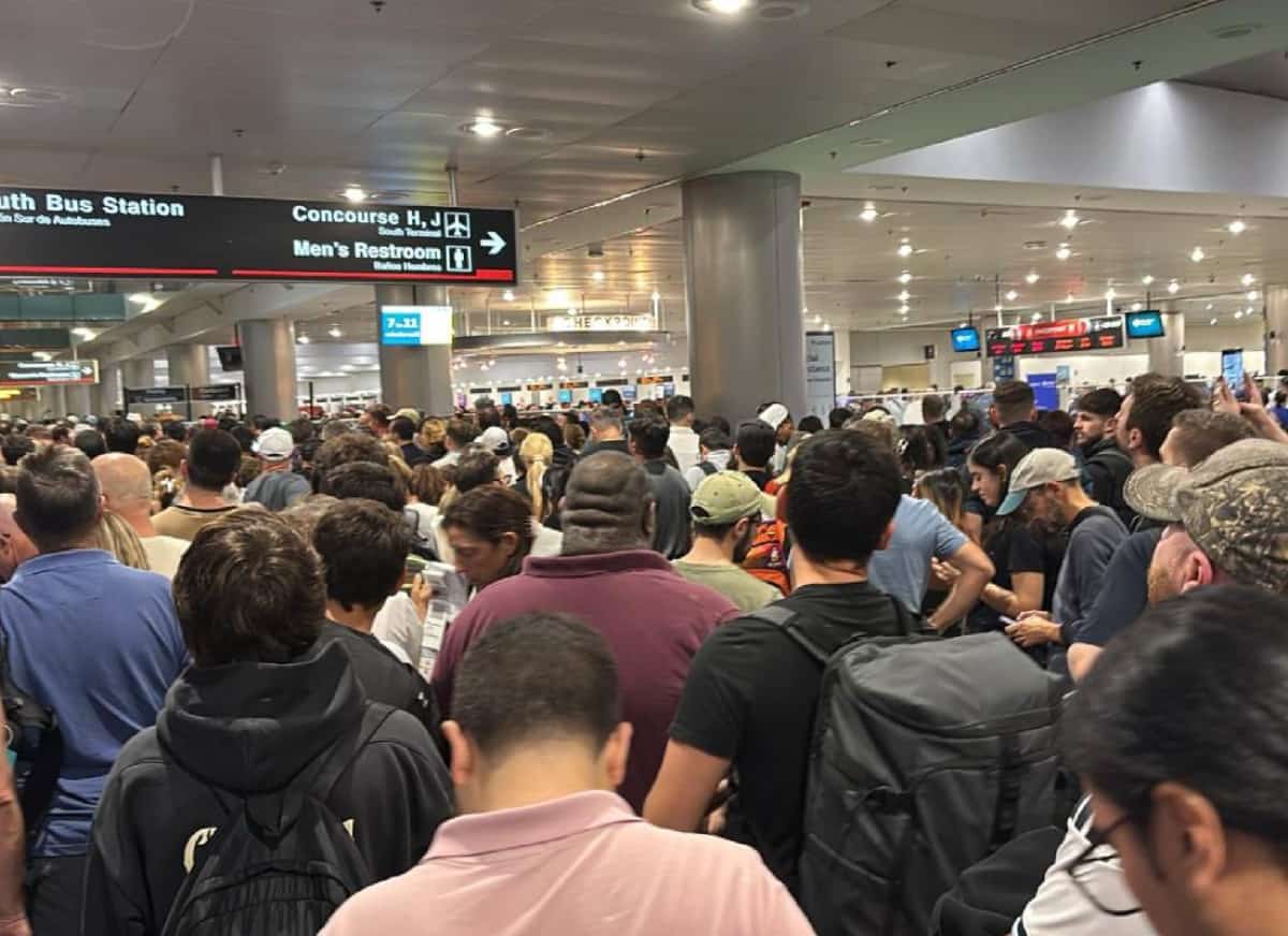 תיק אחד, שעתיים של אימה: פינוי בהול בנמל התעופה של מיאמי השבית טרמינל — והצית פאניקה בין מאות נוסעים